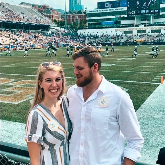 Meet your Posher, Meghan - Picture 4 of 11